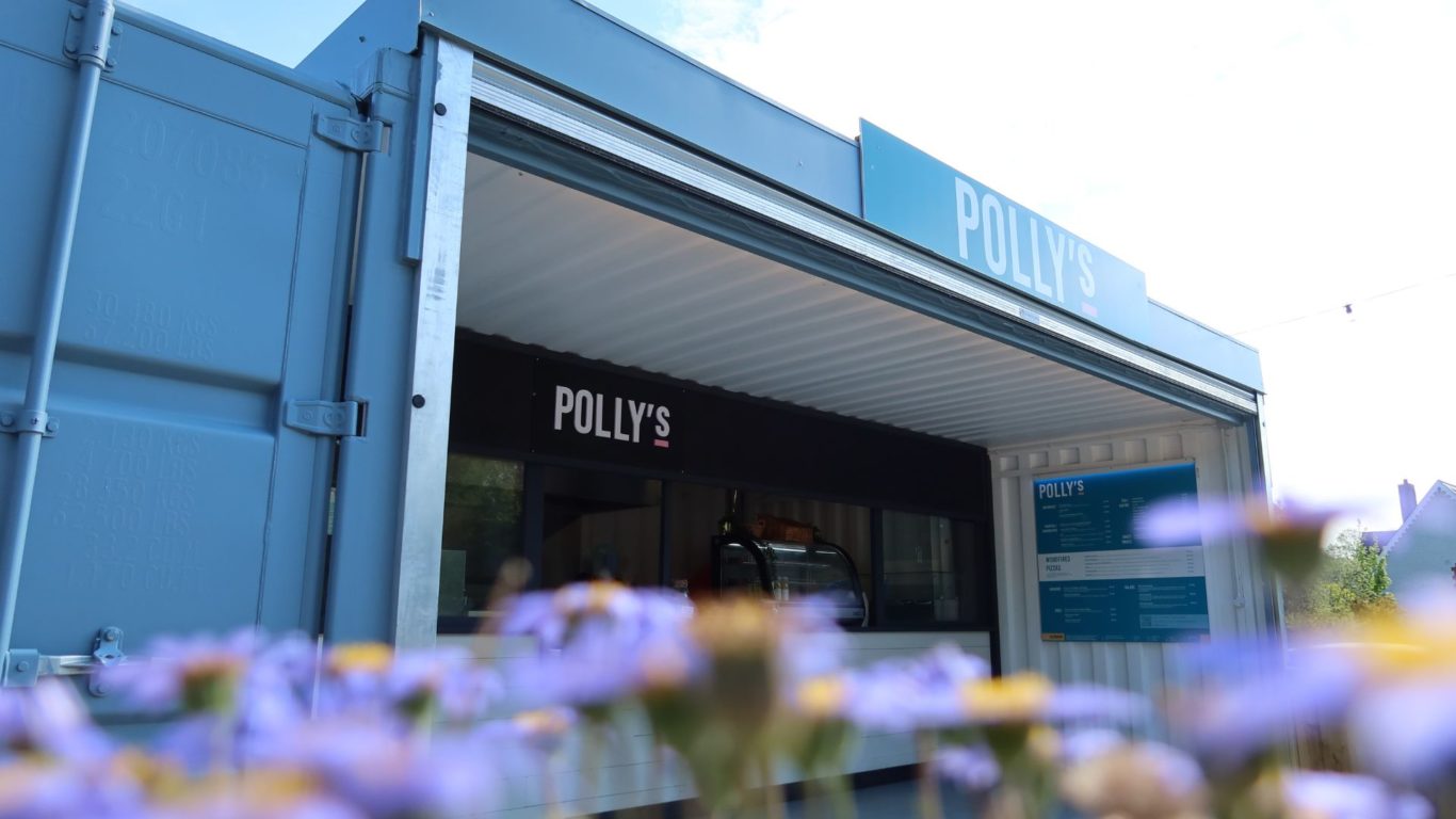 Pollys Container